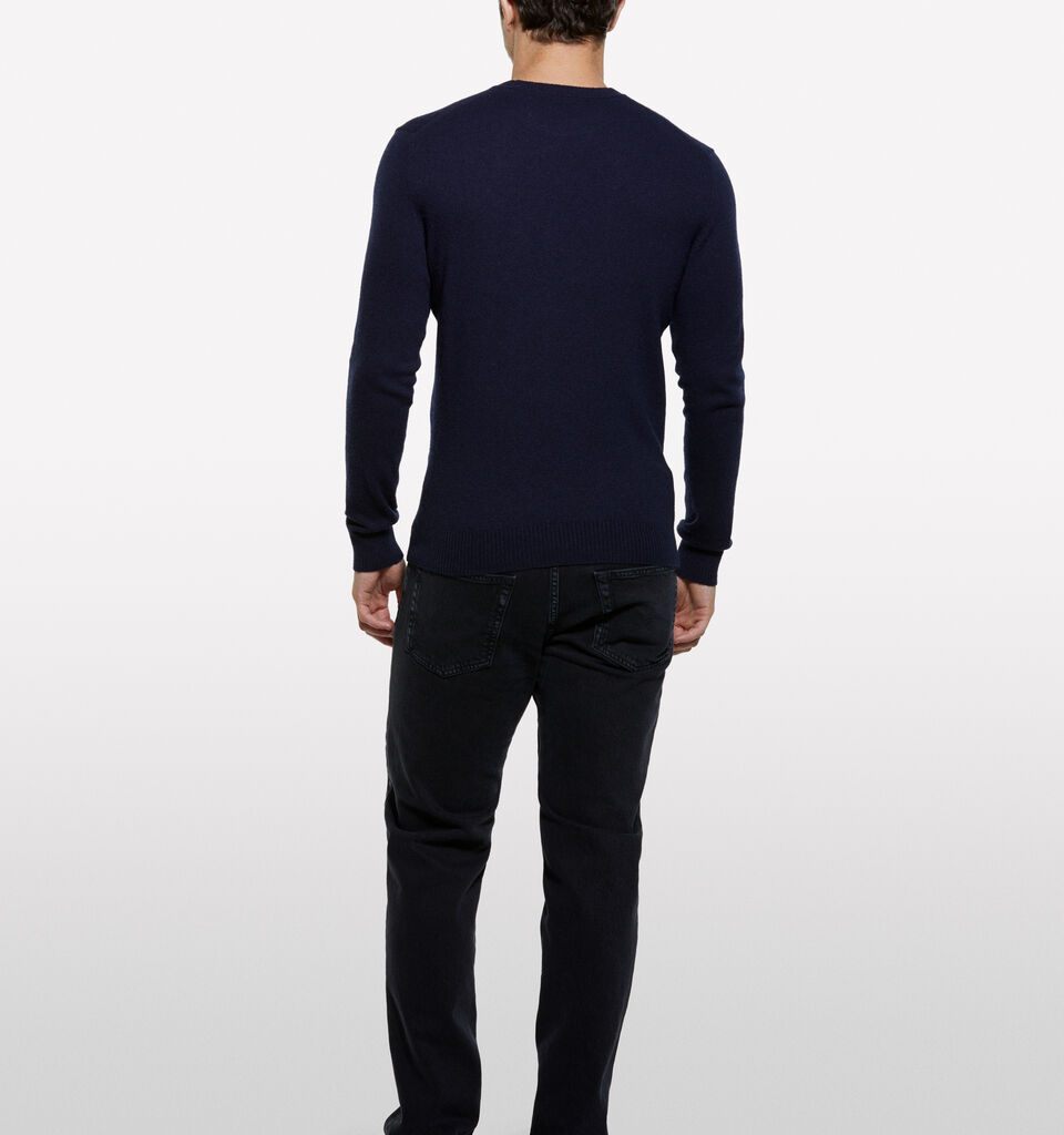 Μπλούζα μπλε σκούρο regular fit με λαιμόκοψη - μπλούζες με λαιμόκοψη ανδρικές - Σκουρο Μπλε | Sisley image number 2